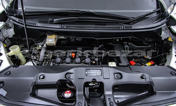 Buy Used Honda Stepwgn White Car in Bangkok in Bangkok Buy Used Honda Stepwgn White Car in Bangkok in Bangkok