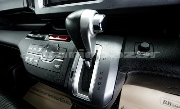 Buy Used Honda Stepwgn White Car in Bangkok in Bangkok Buy Used Honda Stepwgn White Car in Bangkok in Bangkok