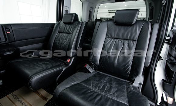 Buy Used Honda Stepwgn White Car in Bangkok in Bangkok Buy Used Honda Stepwgn White Car in Bangkok in Bangkok