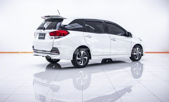 Buy Used Honda Mobilio White Car in Bangkok in Bangkok Buy Used Honda Mobilio White Car in Bangkok in Bangkok