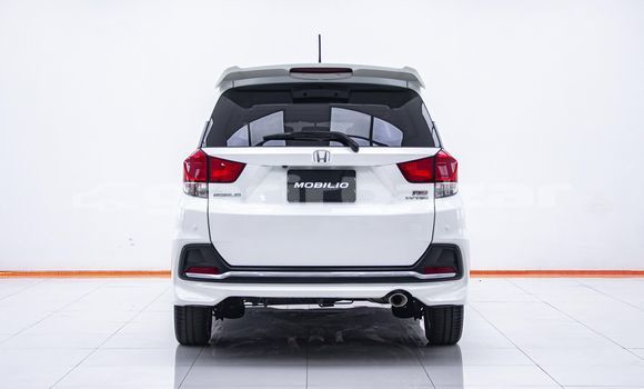 Buy Used Honda Mobilio White Car in Bangkok in Bangkok Buy Used Honda Mobilio White Car in Bangkok in Bangkok