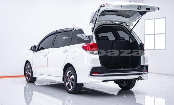 Buy Used Honda Mobilio White Car in Bangkok in Bangkok Buy Used Honda Mobilio White Car in Bangkok in Bangkok