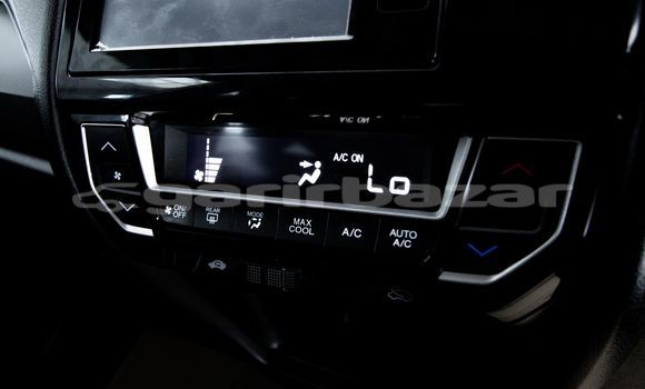 Buy Used Honda Mobilio White Car in Bangkok in Bangkok Buy Used Honda Mobilio White Car in Bangkok in Bangkok