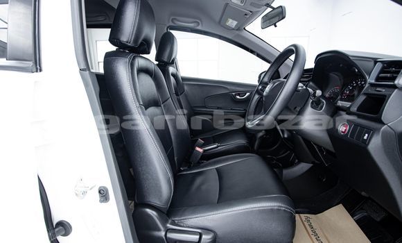 Buy Used Honda Mobilio White Car in Bangkok in Bangkok Buy Used Honda Mobilio White Car in Bangkok in Bangkok