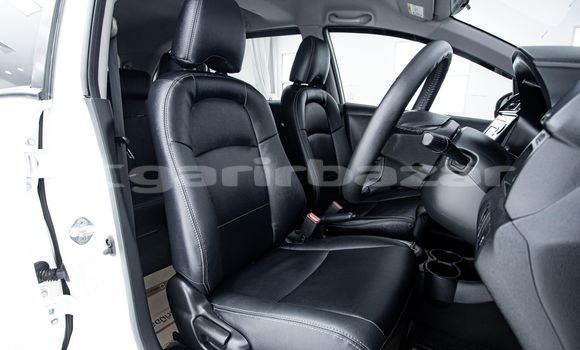 Buy Used Honda Mobilio White Car in Bangkok in Bangkok Buy Used Honda Mobilio White Car in Bangkok in Bangkok