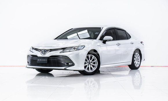 Buy Used Toyota Camry White Car in Bangkok in Bangkok Buy Used Toyota Camry White Car in Bangkok in Bangkok