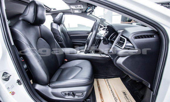 Buy Used Toyota Camry White Car in Bangkok in Bangkok Buy Used Toyota Camry White Car in Bangkok in Bangkok