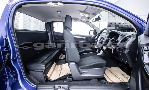 Buy Used Isuzu D-Max Blue Car in Bangkok in Bangkok Buy Used Isuzu D-Max Blue Car in Bangkok in Bangkok