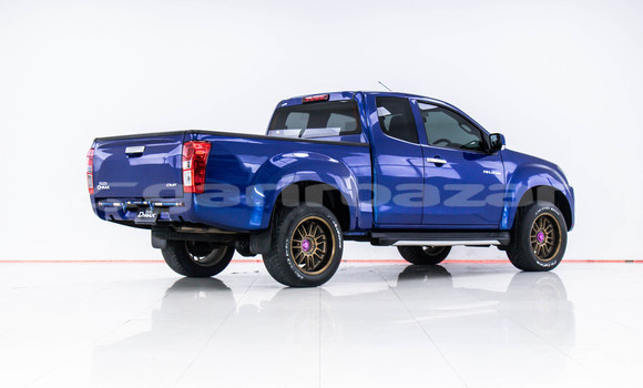 Buy Used Isuzu D-Max Blue Car in Bangkok in Bangkok Buy Used Isuzu D-Max Blue Car in Bangkok in Bangkok