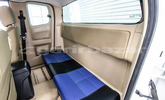 Buy Used Isuzu D-Max White Car in Bangkok in Bangkok Buy Used Isuzu D-Max White Car in Bangkok in Bangkok