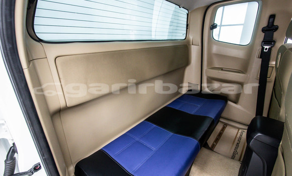 Buy Used Isuzu D-Max White Car in Bangkok in Bangkok Buy Used Isuzu D-Max White Car in Bangkok in Bangkok