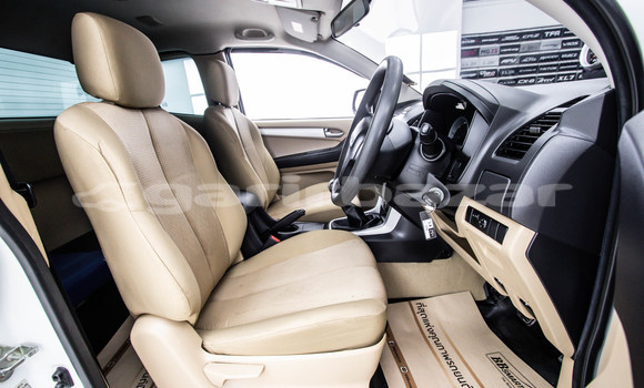 Buy Used Isuzu D-Max White Car in Bangkok in Bangkok Buy Used Isuzu D-Max White Car in Bangkok in Bangkok