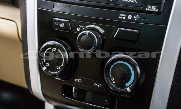 Buy Used Isuzu D-Max White Car in Bangkok in Bangkok Buy Used Isuzu D-Max White Car in Bangkok in Bangkok