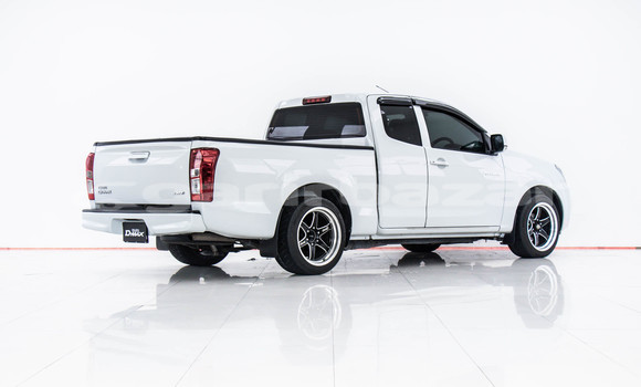 Buy Used Isuzu D-Max White Car in Bangkok in Bangkok Buy Used Isuzu D-Max White Car in Bangkok in Bangkok