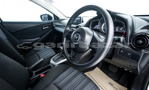 ซื้อ รถมือสอง Mazda 2 ขาว รถยนต์ ใน %{เมือง} ใน กรุงเทพมหานคร ซื้อ รถมือสอง Mazda 2 ขาว รถยนต์ ใน %{เมือง} ใน กรุงเทพมหานคร