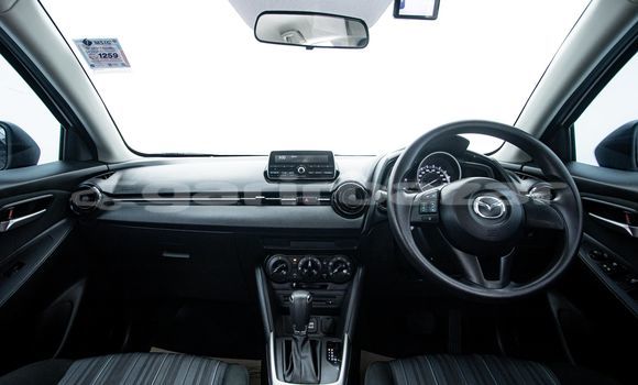 ซื้อ รถมือสอง Mazda 2 ขาว รถยนต์ ใน %{เมือง} ใน กรุงเทพมหานคร ซื้อ รถมือสอง Mazda 2 ขาว รถยนต์ ใน %{เมือง} ใน กรุงเทพมหานคร