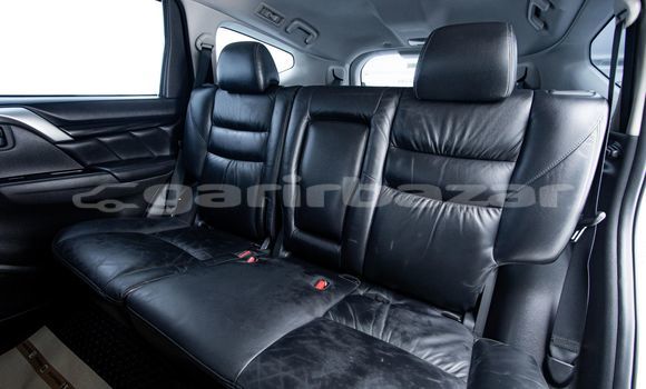 Buy Used Mitsubishi Pajero White Car in Bangkok in Bangkok Buy Used Mitsubishi Pajero White Car in Bangkok in Bangkok