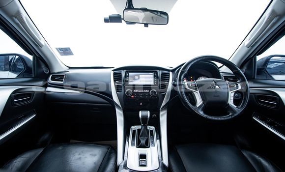 Buy Used Mitsubishi Pajero White Car in Bangkok in Bangkok Buy Used Mitsubishi Pajero White Car in Bangkok in Bangkok