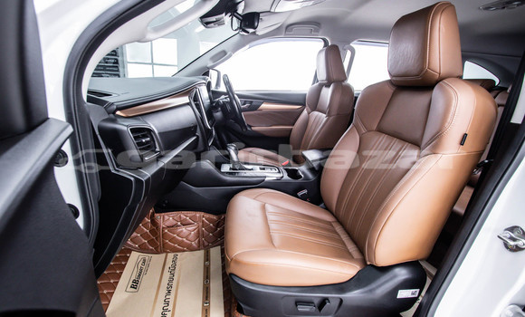 Buy Used Isuzu MU-X White Car in Bangkok in Bangkok Buy Used Isuzu MU-X White Car in Bangkok in Bangkok