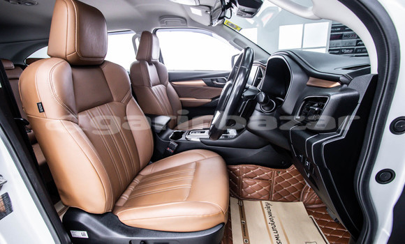 Buy Used Isuzu MU-X White Car in Bangkok in Bangkok Buy Used Isuzu MU-X White Car in Bangkok in Bangkok