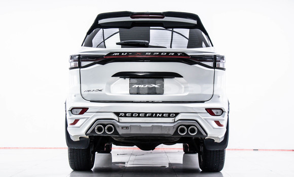 Buy Used Isuzu MU-X White Car in Bangkok in Bangkok Buy Used Isuzu MU-X White Car in Bangkok in Bangkok