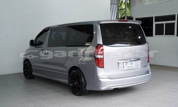 Buy Used Hyundai Dynasty Other Car in Bangkok in Bangkok Buy Used Hyundai Dynasty Other Car in Bangkok in Bangkok