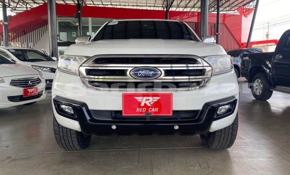 ซื้อ รถมือสอง Ford Everest สีดำ รถยนต์ ใน %{เมือง} ใน กรุงเทพมหานคร