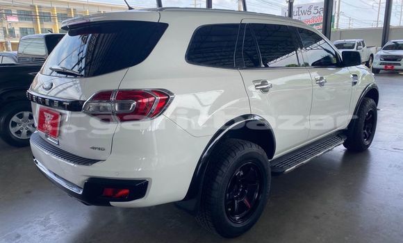 ซื้อ รถมือสอง Ford Everest สีดำ รถยนต์ ใน %{เมือง} ใน กรุงเทพมหานคร ซื้อ รถมือสอง Ford Everest สีดำ รถยนต์ ใน %{เมือง} ใน กรุงเทพมหานคร