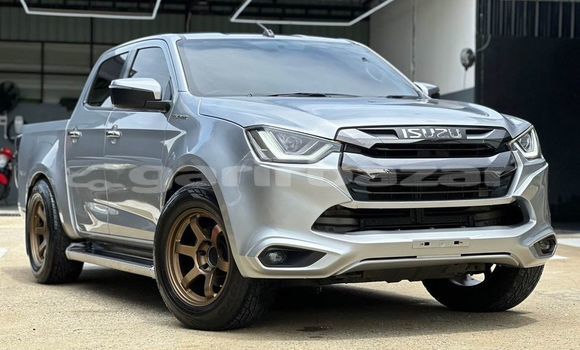 ซื้อ รถมือสอง Isuzu D-Max อื่น ๆ รถยนต์ ใน %{เมือง} ใน กรุงเทพมหานคร