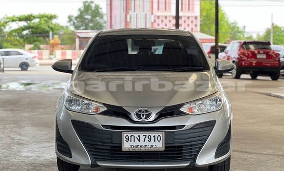 ซื้อ รถมือสอง Toyota Yaris อื่น ๆ รถยนต์ ใน %{เมือง} ใน กรุงเทพมหานคร