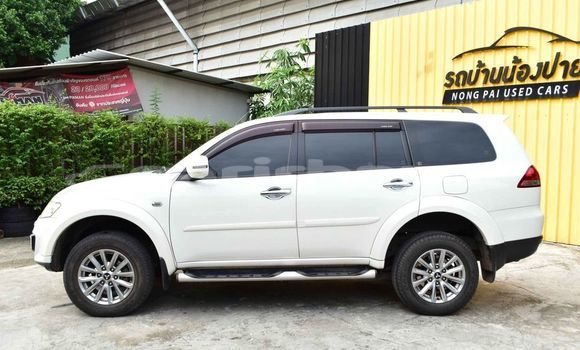 ซื้อ รถมือสอง Mitsubishi Pajero ขาว รถยนต์ ใน %{เมือง} ใน กรุงเทพมหานคร ซื้อ รถมือสอง Mitsubishi Pajero ขาว รถยนต์ ใน %{เมือง} ใน กรุงเทพมหานคร