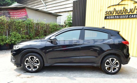 ซื้อ รถมือสอง Honda CR-V สีดำ รถยนต์ ใน %{เมือง} ใน กรุงเทพมหานคร ซื้อ รถมือสอง Honda CR-V สีดำ รถยนต์ ใน %{เมือง} ใน กรุงเทพมหานคร