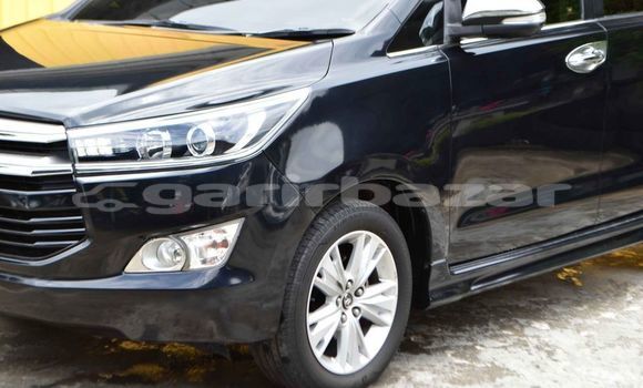 ซื้อ รถมือสอง Toyota Innova สีดำ รถยนต์ ใน %{เมือง} ใน กรุงเทพมหานคร