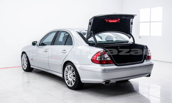 Buy Used Mercedes-Benz E-Classe Other Car in Bangkok in Bangkok Buy Used Mercedes-Benz E-Classe Other Car in Bangkok in Bangkok