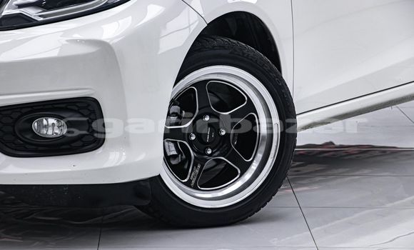 ซื้อ รถมือสอง Honda Brio ขาว รถยนต์ ใน %{เมือง} ใน กรุงเทพมหานคร ซื้อ รถมือสอง Honda Brio ขาว รถยนต์ ใน %{เมือง} ใน กรุงเทพมหานคร