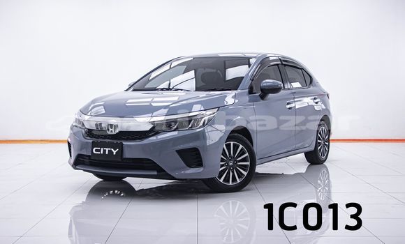 ซื้อ รถมือสอง Honda City อื่น ๆ รถยนต์ ใน %{เมือง} ใน กรุงเทพมหานคร