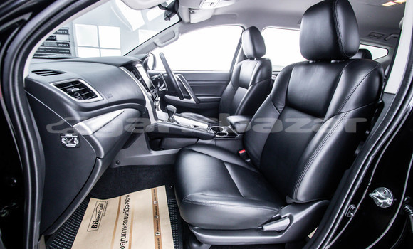 ซื้อ รถมือสอง Mitsubishi Pajero Sport สีดำ รถยนต์ ใน %{เมือง} ใน กรุงเทพมหานคร ซื้อ รถมือสอง Mitsubishi Pajero Sport สีดำ รถยนต์ ใน %{เมือง} ใน กรุงเทพมหานคร