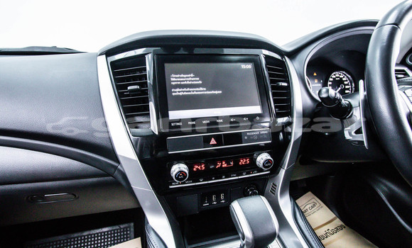 ซื้อ รถมือสอง Mitsubishi Pajero Sport สีดำ รถยนต์ ใน %{เมือง} ใน กรุงเทพมหานคร ซื้อ รถมือสอง Mitsubishi Pajero Sport สีดำ รถยนต์ ใน %{เมือง} ใน กรุงเทพมหานคร