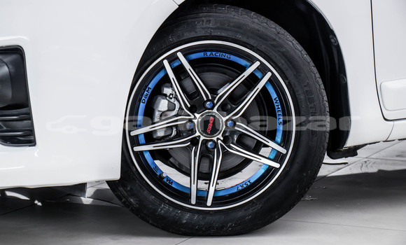 Buy Used Toyota Yaris White Car in Bangkok in Bangkok Buy Used Toyota Yaris White Car in Bangkok in Bangkok