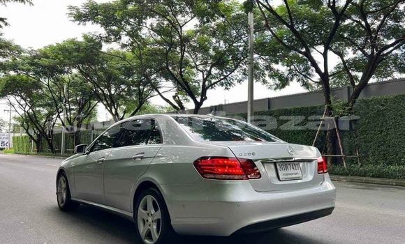 ซื้อ รถมือสอง Mercedes-Benz E-Classe อื่น ๆ รถยนต์ ใน %{เมือง} ใน กรุงเทพมหานคร ซื้อ รถมือสอง Mercedes-Benz E-Classe อื่น ๆ รถยนต์ ใน %{เมือง} ใน กรุงเทพมหานคร