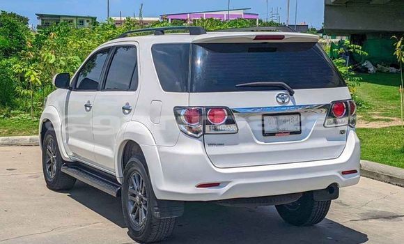 ซื้อ รถมือสอง Toyota Fortuner ขาว รถยนต์ ใน %{เมือง} ใน กรุงเทพมหานคร ซื้อ รถมือสอง Toyota Fortuner ขาว รถยนต์ ใน %{เมือง} ใน กรุงเทพมหานคร