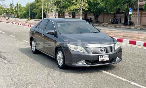 ซื้อ รถมือสอง Toyota Camry อื่น ๆ รถยนต์ ใน %{เมือง} ใน กรุงเทพมหานคร