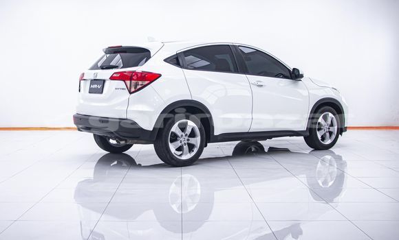 ซื้อ รถมือสอง Honda HR-V ขาว รถยนต์ ใน %{เมือง} ใน กรุงเทพมหานคร ซื้อ รถมือสอง Honda HR-V ขาว รถยนต์ ใน %{เมือง} ใน กรุงเทพมหานคร