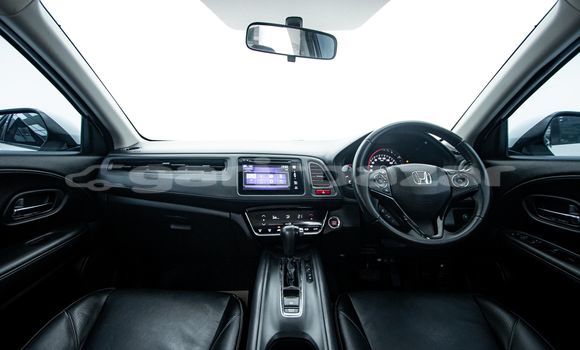 ซื้อ รถมือสอง Honda HR-V ขาว รถยนต์ ใน %{เมือง} ใน กรุงเทพมหานคร ซื้อ รถมือสอง Honda HR-V ขาว รถยนต์ ใน %{เมือง} ใน กรุงเทพมหานคร