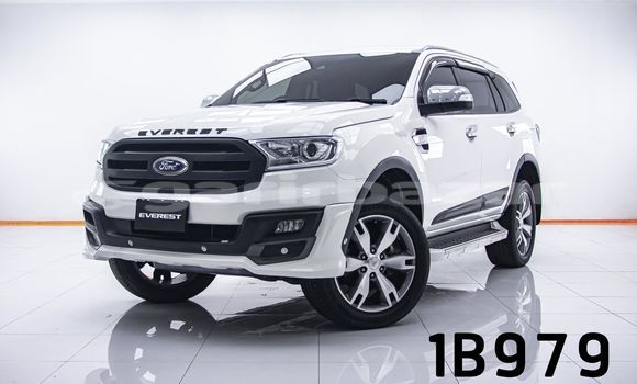 ซื้อ รถมือสอง Ford Everest ขาว รถยนต์ ใน %{เมือง} ใน กรุงเทพมหานคร
