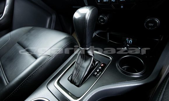 Buy Used Ford Everest White Car in Bangkok in Bangkok Buy Used Ford Everest White Car in Bangkok in Bangkok