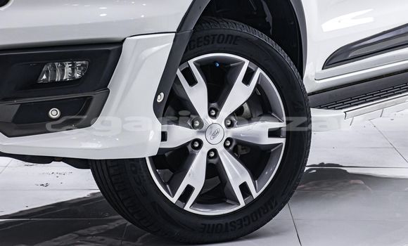 Buy Used Ford Everest White Car in Bangkok in Bangkok Buy Used Ford Everest White Car in Bangkok in Bangkok