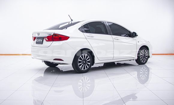 ซื้อ รถมือสอง Honda City ขาว รถยนต์ ใน %{เมือง} ใน กรุงเทพมหานคร ซื้อ รถมือสอง Honda City ขาว รถยนต์ ใน %{เมือง} ใน กรุงเทพมหานคร