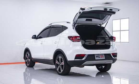 Buy Used MG ZS White Car in Bangkok in Bangkok Buy Used MG ZS White Car in Bangkok in Bangkok