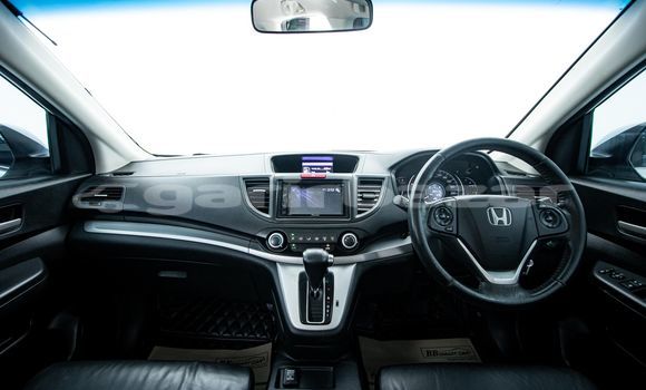 Buy Used Honda CR-V White Car in Bangkok in Bangkok Buy Used Honda CR-V White Car in Bangkok in Bangkok